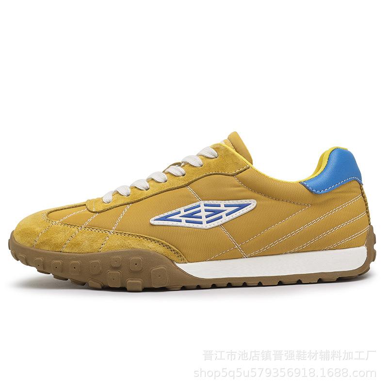 

New thick-soled soft-soled casual shoes are light, comfortable and breathable, retro wear-resistant, shock-absorbing and versatile. 44 жовтий