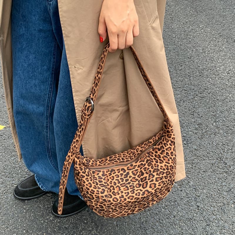 Vielseitige Damen-Umhängetasche mit einer Schulter Runder Retro-Beutel