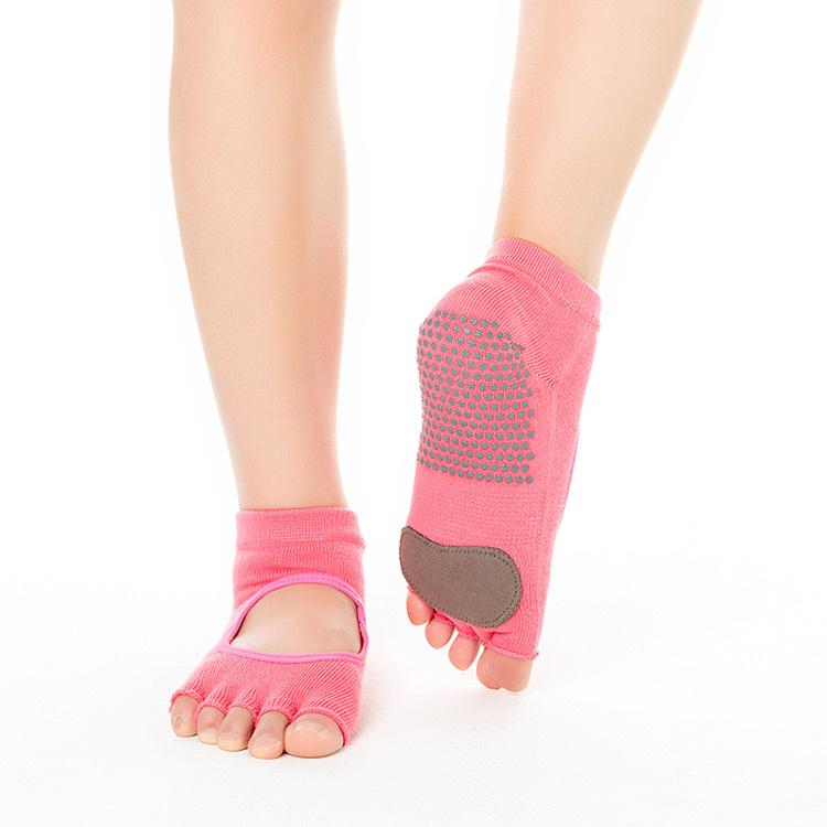

Cowhide Pad Backless Open-Toed Yoga Socks Women S Pure Cotton Professional Non-Slip Sports Dance Training Five-Finger Socks Out One Size арбуз красный