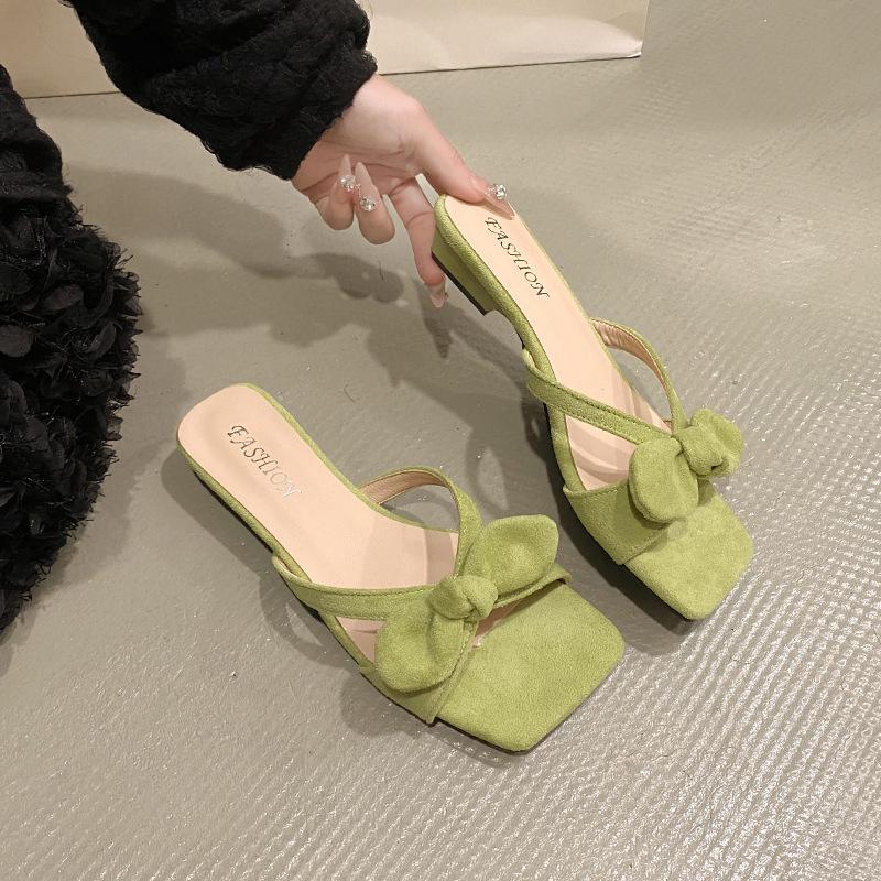 Slippers women's 2025 summer new outer wear new Korean sandals French Chinese style national style temperament seaside beach shoes