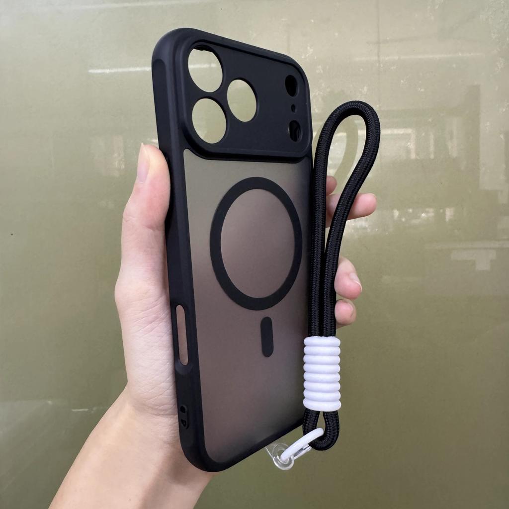 Luxury Matte clear Case for iPhone 17 Pro Max with strap Camera Protect MagSafe Wireless Charging cover for 17 Pro max Cover