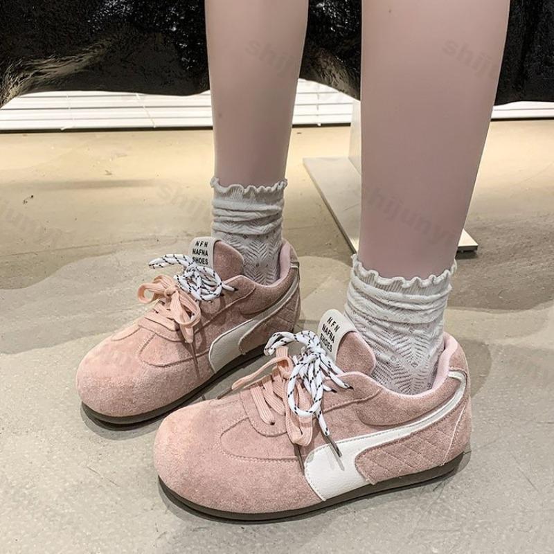 Women's Flat Casual Sports Shoes Comfortable Non Slip Outdoor Casual Shoes Soft Sole Retro Female Sneakers Zapatillas De Mujer