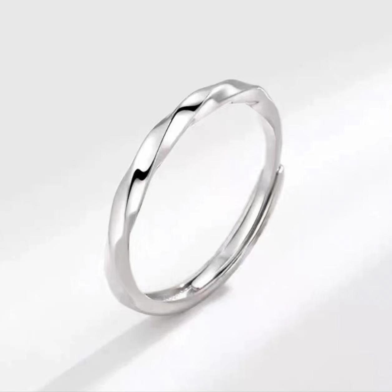 Infinite Love Adjustable Mobius Strip Couple Rings for Men and Women