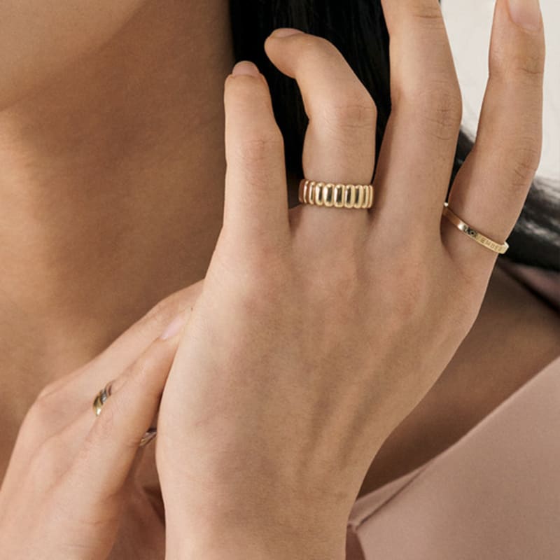 LOVEMBER [silver 925] Glossy R