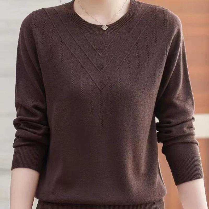 Women's Round Neck Loose Knit Sweater Spring and Autumn Bottoming Shirt Long-sleeved Sweater