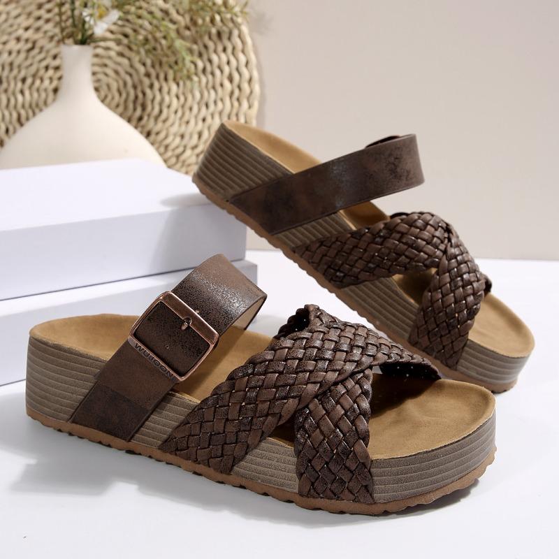 fashion 2024 Summer New Women's Shoes Fashion Open Toe Solid Color Buckle Beach Slippers
