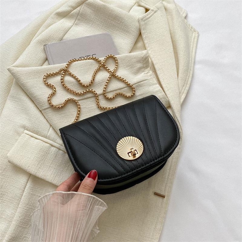 Niche Design Bag Autumn Bag Women's Fashion Simple Shoulder Bag Leisure Commuter Messenger Bag Women's Bag