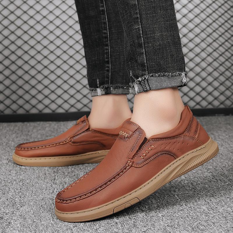 Leather Shoes Autumn New First Layer Cowhide Casual Shoes Slip-on Comfortable Lazy Doug Shoes Genuine Leather plus Size Men's Shoes