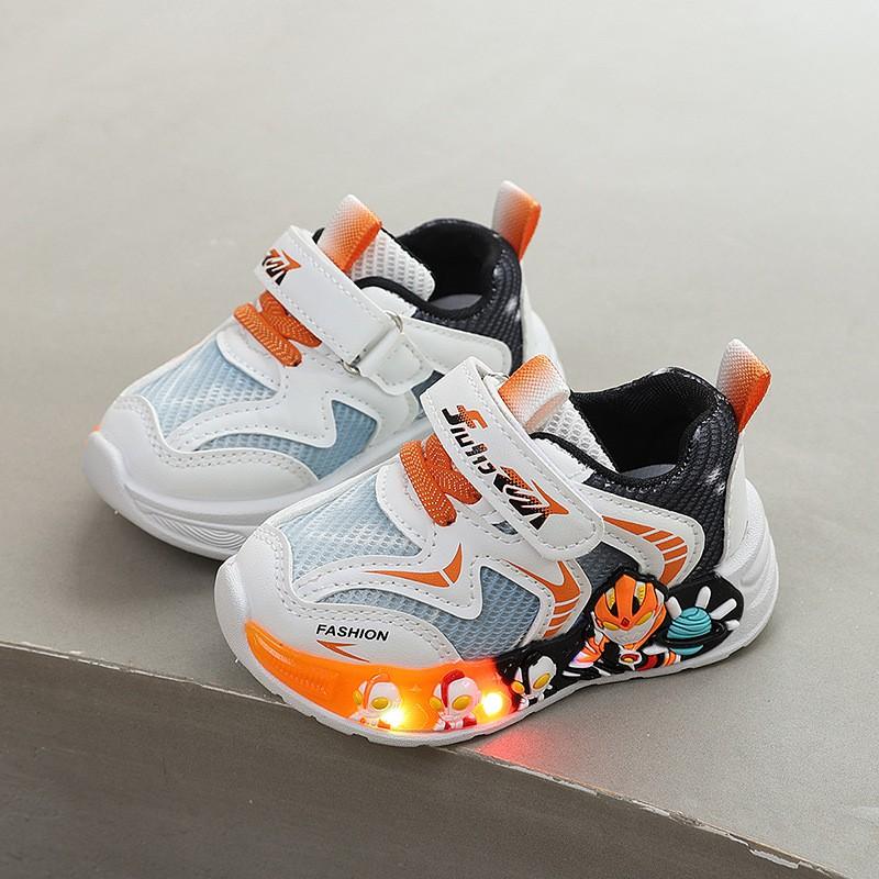 Kids Light-Up Cartoon Sneakers Boys Girls Breathable Mesh Upper Non-Slip PVC Sole Fall Outdoor Walking Shoes