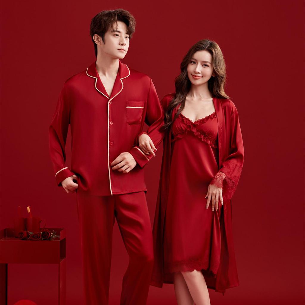 Rotes Seiden-Hochzeitspaar-Pyjama-Set: Damen- und Herren-Homewear-Slipkleid & Morgenmantel