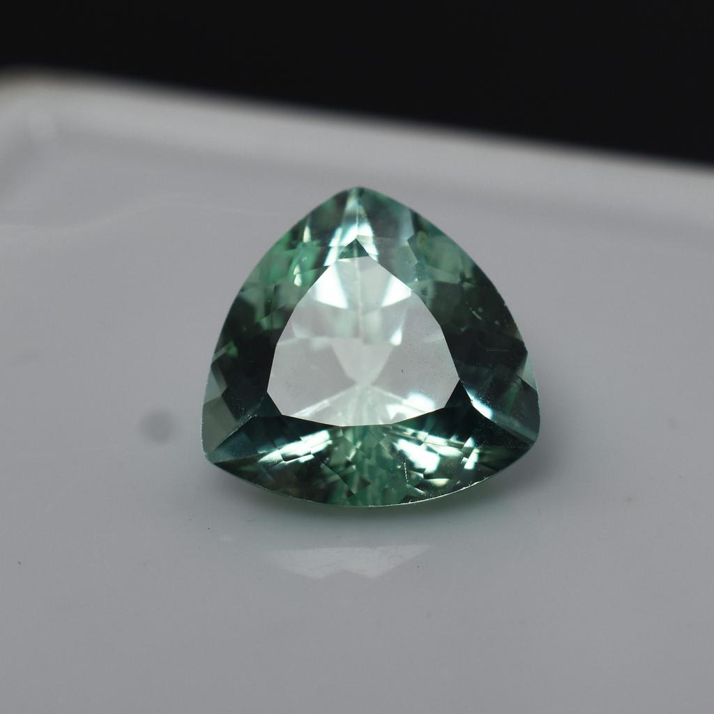 Sapphire 14.60 Ct Natural Bluish Green Trillion Stunning Certified Gemstone