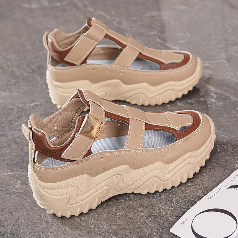 Sandals 2025 new summer versatile hollow sports leisure thick sole heightening explosion hole Roman sandals dad shoes