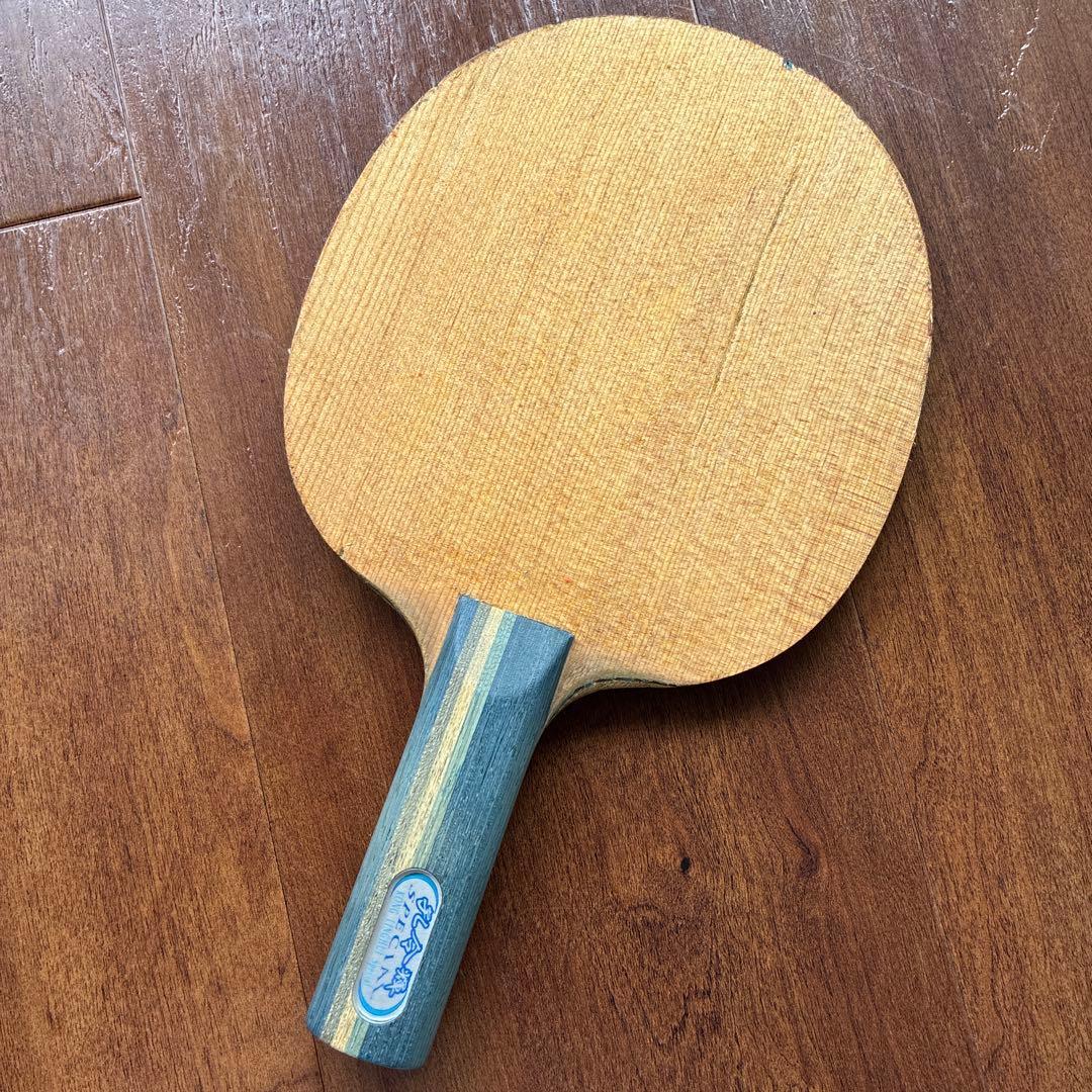 Used Out of print Butterfly Kong Reihui table tennis racket