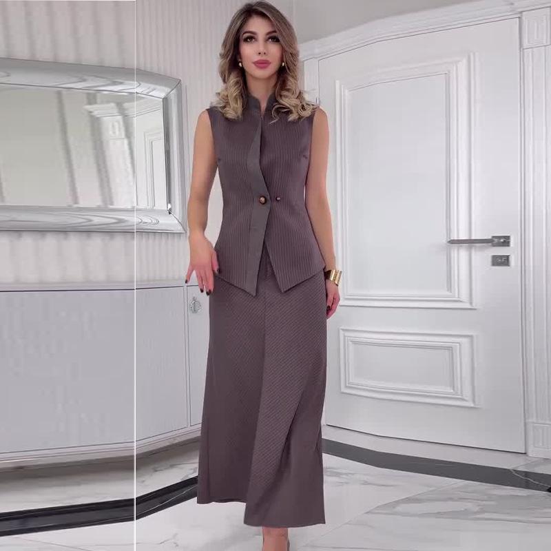 2024 Summer Women's Slimming Vest Top & Elegant Long Dress Set