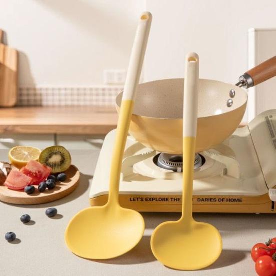 Spatulă Silicon Ciupercă pentru Gătit Răsucitor Rezistent la Căldură pentru Tigăi Antiaderente și Acoperite Ustensilă Sigură de Bucătărie pentru Gătit