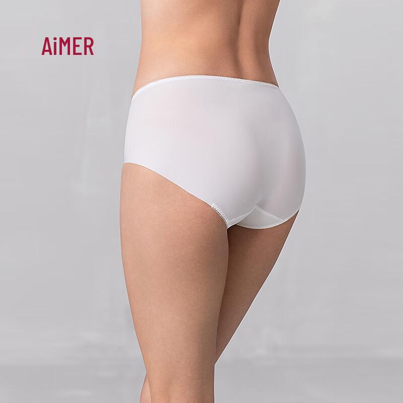 

Aimer Women s Seamless Mid-Waist Boy Shorts M