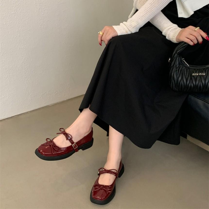 Fashion cute retro bow round head platform small leather shoes women's 2025 new spring and summer with skirt Mary Jane shoes