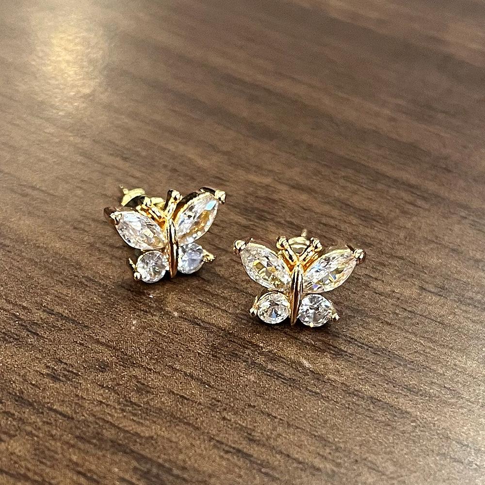Korean Simple Zircon Small Butterfly Stud Earrings Female Internet Celebrity Style Exquisite Mini Bow Earrings