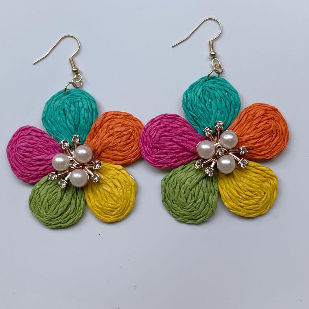 Hand-Woven Raffia Flower Earrings: Colorful, Sweet, Exaggerated Drops