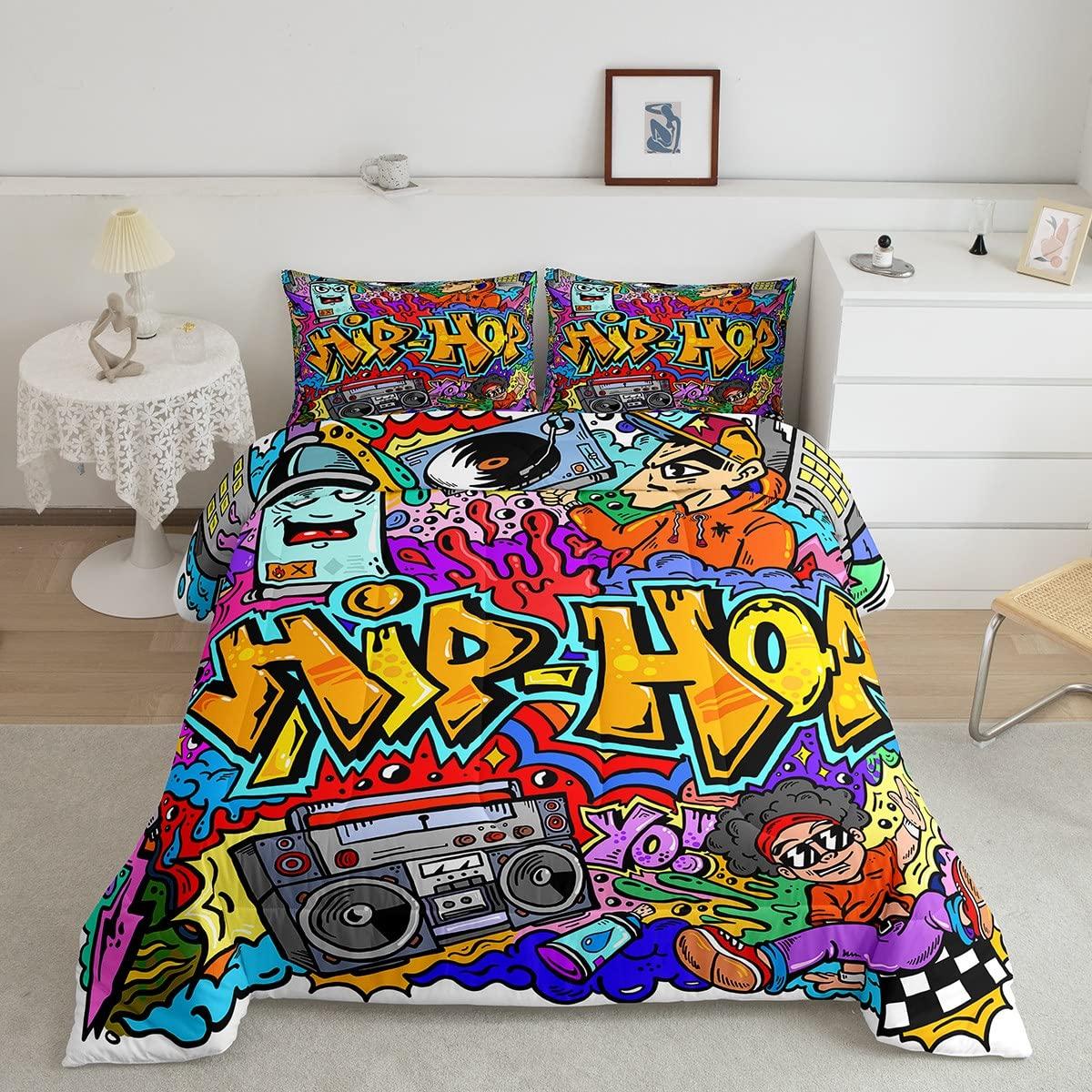 

Комплект пододеяльника Manfei Rock Roll размера Queen с принтом наушников и гитары, 3 предмета, постельное белье на музыкальную тематику в стиле граффити EU Single(135x200cm)