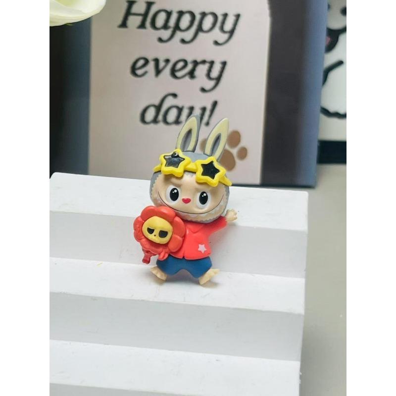 Mengli Dimo Sister Erchuang Changed The Baby's Optional Gift, Which Can Be Punched and Made Into A DIY Keychain Mobile Phone Chain.
