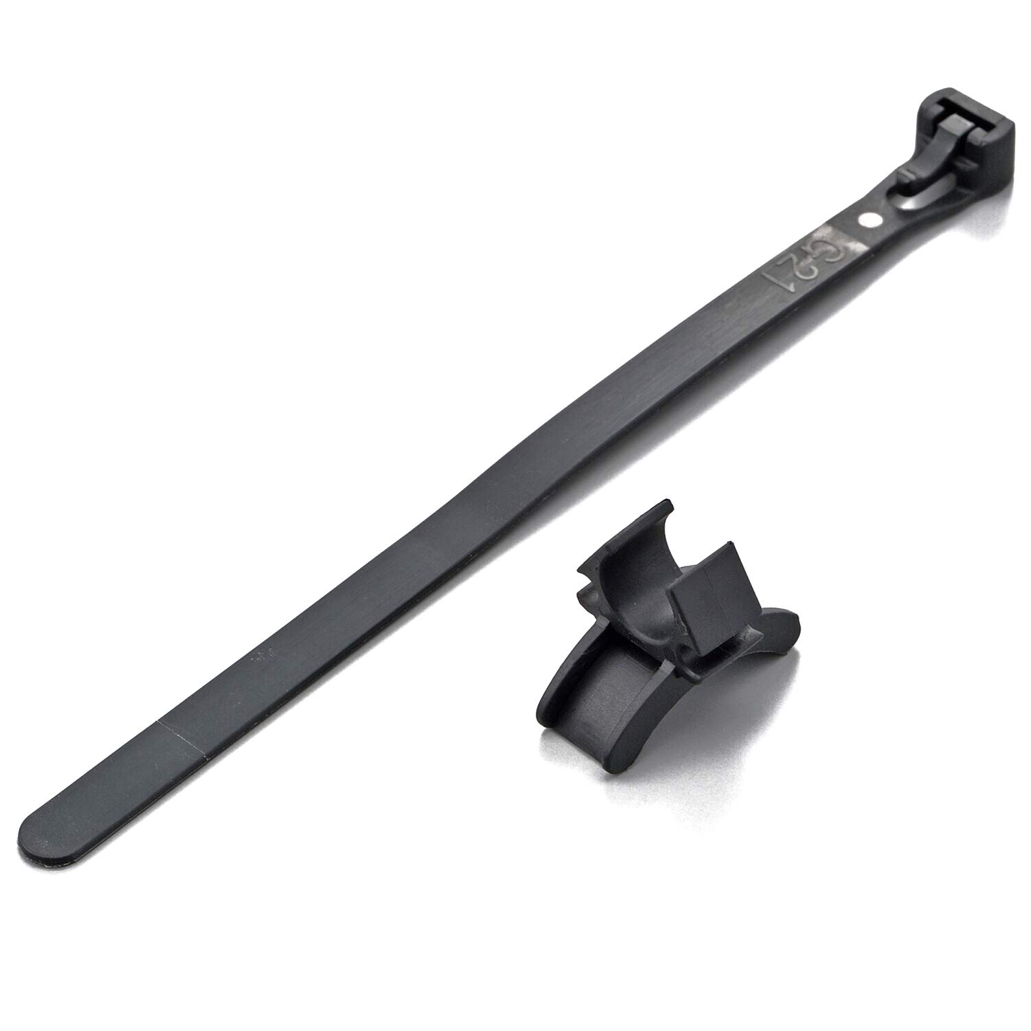 

Daytona Motorcycle Charging Cable Optional Handlebar Clamp for Cable Mounting (17791) чёрный