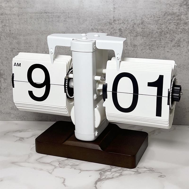 European Retro Flip Clock: Simple Desktop & Wall Design