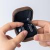 Samsung Galaxy Buds 4 Pro ādas austiņu aizsargapvalks ar triecienu absorbējošu pilna pārklājuma korpusu