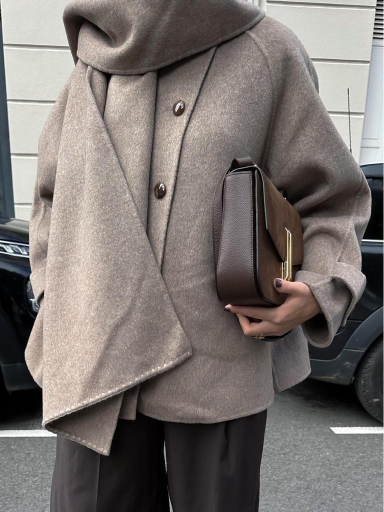 Khaki Wełniany Płaszcz z Szalikiem: Moda europejska i amerykańska