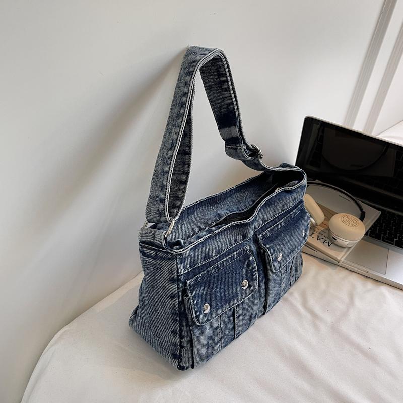 Women's Messenger Bag Large Capacity Messenger Bag Vintage Denim Bag