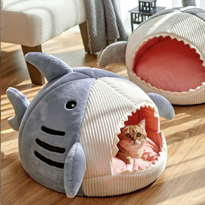 Dog House Shark Winter Thick Warm Pet Mat with Bottom Anti Slip Design Semi Enclosed Plush Warm Cat Cushion Puppy Accessories