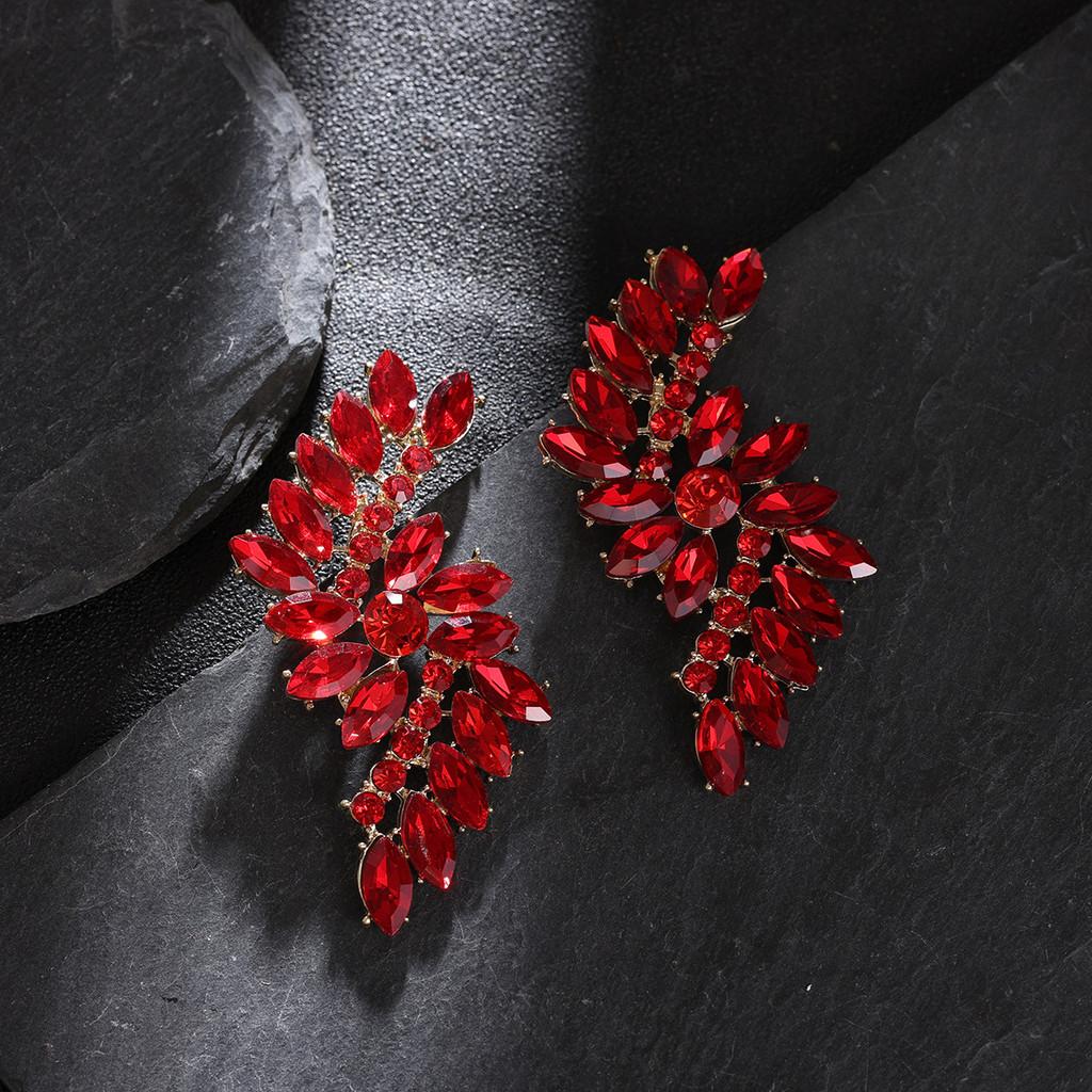 Fashion Geometric Crystal Drop Earrings For Women With Alloy Material Elegant Evening Jewelry