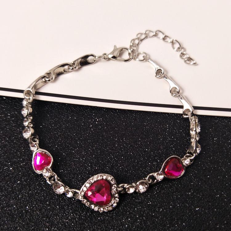 

Жіночий браслет на удачу, браслет з підвіскою у формі синього кришталевого серця, ювелірний подарунок.