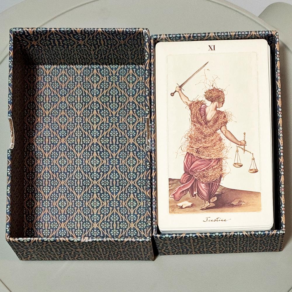 Pagan Otherworlds Tarot Deck 12*7cm in Stijve Doos – 84 Stuks Uniek Artistiek Ontwerp - Dubbel-reliëf Kaartpapier