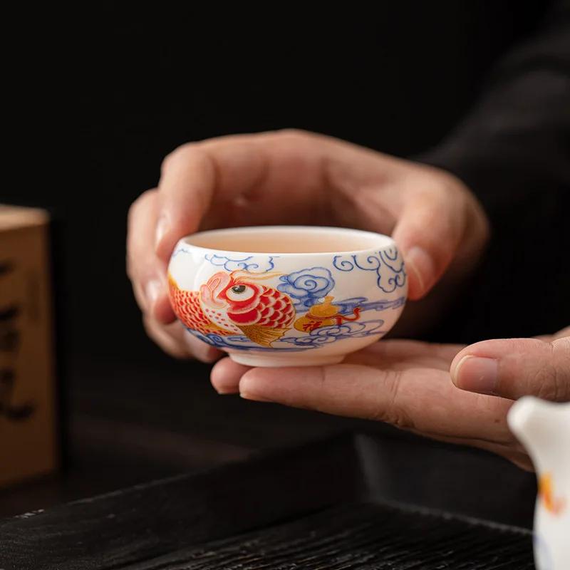 1pcs Chinese Style Fish Tea Cup White Ceramic Kung Fu Teacup Tea Set Household Small Cup Ceramic Teaware Gift 2025 New