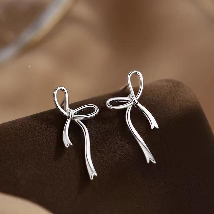 2024 New Luxe Bow Earrings: High-End 925 Sterling Silver Studs for Women