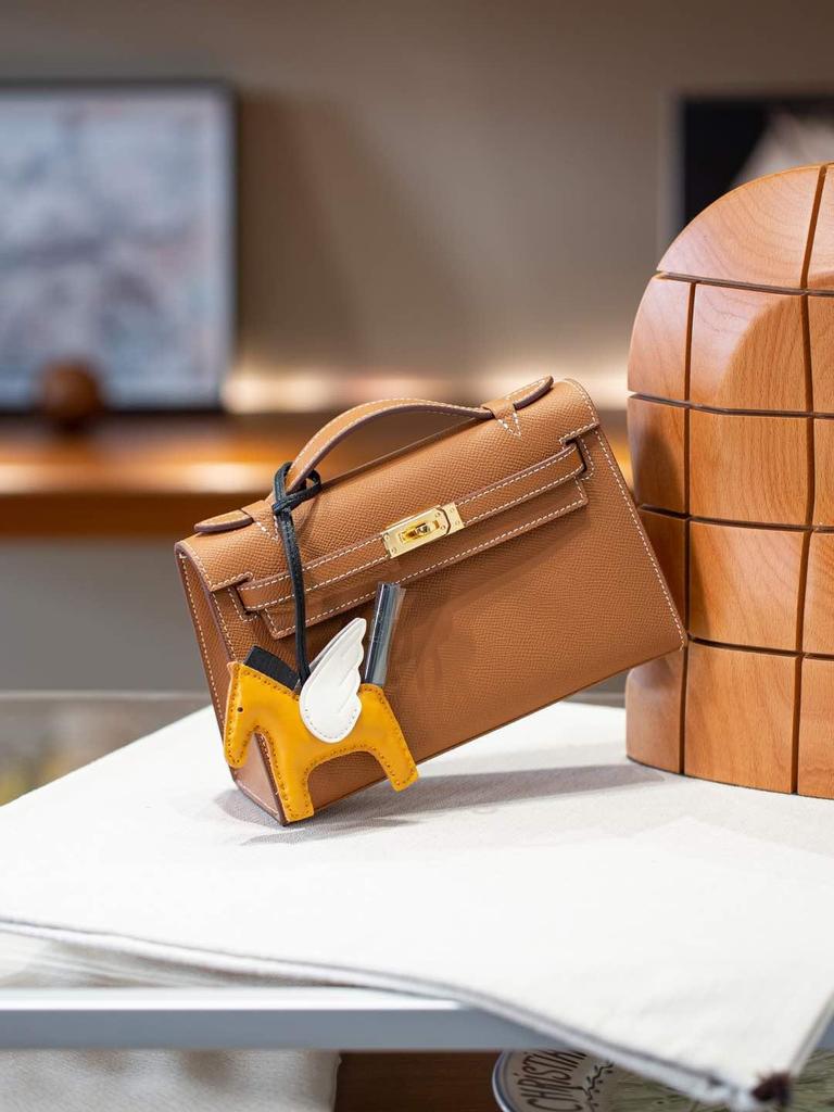 2025 Kabelka Kelly z pravé kůže s potiskem dlaně - Jedno rameno & Crossbody se zlatou přezkou