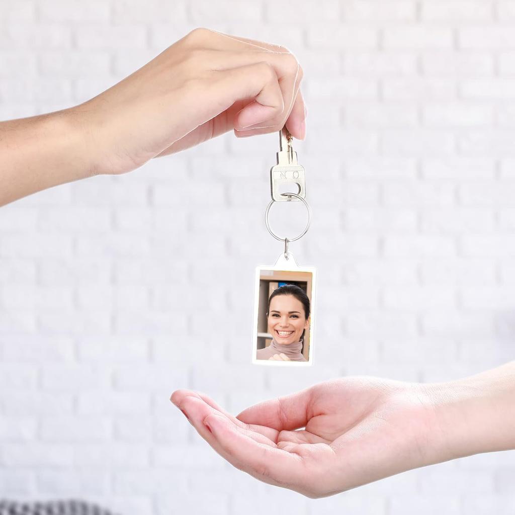 50pcs Transparent Acrylic Photo Picture Keychain – Blank Photo Insert Key Ring, DIY Personalized Gift for Family and Friends