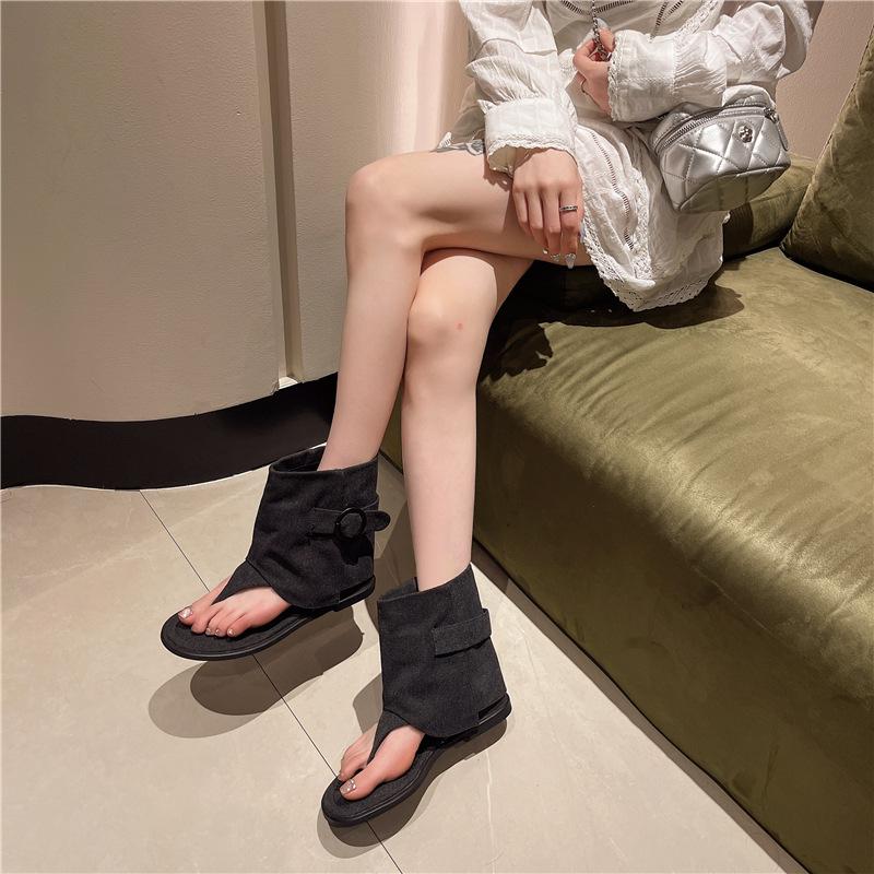 2024 Summer New Korean Version Short Tube Flat Bottom Toe Herringbone Roman Sandals Women Wear Versatile Sandals Cool Boots