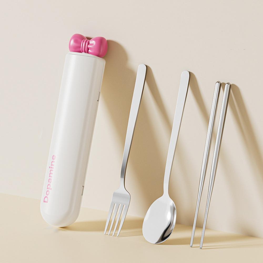 

Magnetic Design Dopamine Travel Cutlery Set Built-in Silent Slot with A Bow Outdoor Dinnerware Suit With Storage Box білий