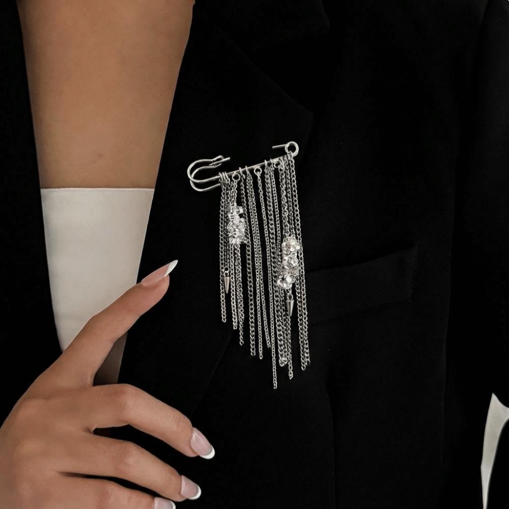 Multi-Functional Lady Chain Tassel Brooches Irregular Handmade Vintage Metal Tassel Brooch Trendy Elegant Beaded Chain Pin