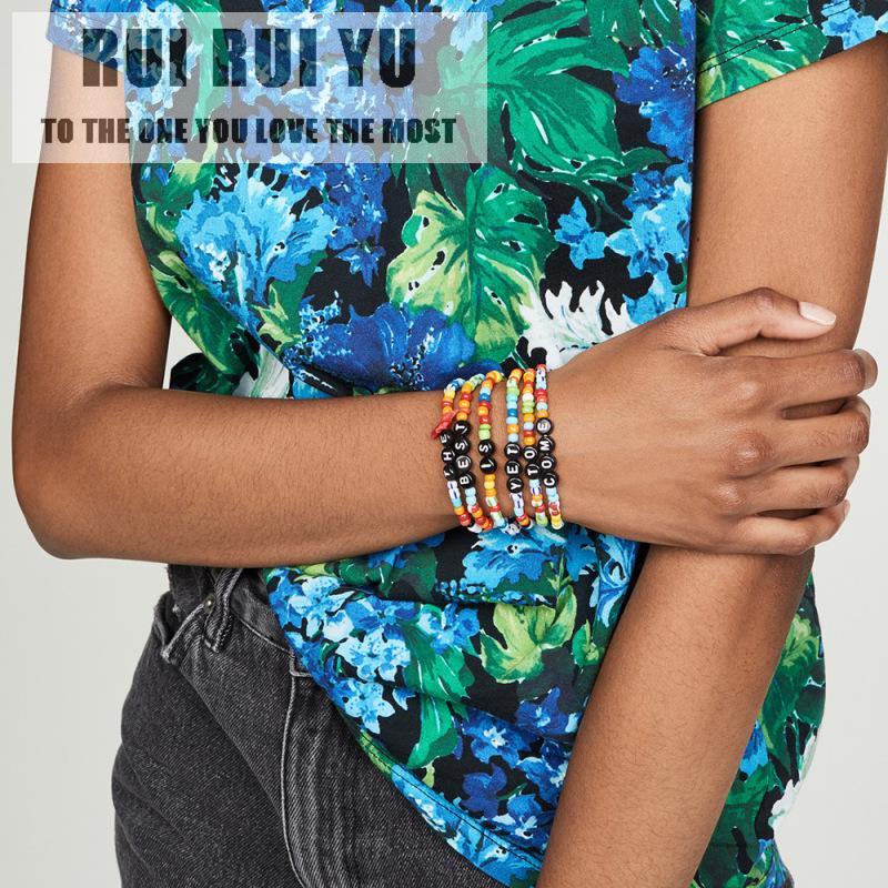 

RUI RUI YU 6 шт. / Комплект Нежный браслет из бусин Женское письмо Летний пляж Богемия Украшения с буквами, украшенными