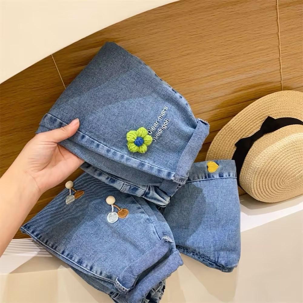 Spring and Autumn Girls Cartoon Embroidery Regular Straight Jeans, Small Feet, Children's Long Pants, Small and Medium-sized Children
