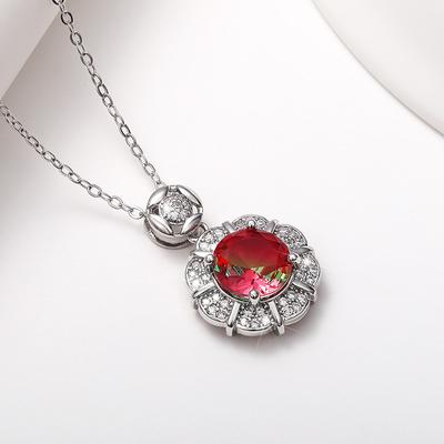 Nuova Collana con Ciondolo a Fiore Delicato con Zirconia Cubica Rotonda Accessori Estetici per Donne Gioielli di Moda di Lusso per Feste