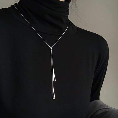 Double Triangular Necklace Light Luxury Niche High-end Autumn and Winter Sweater Chain Versatile Fashion Design Neck Chain
