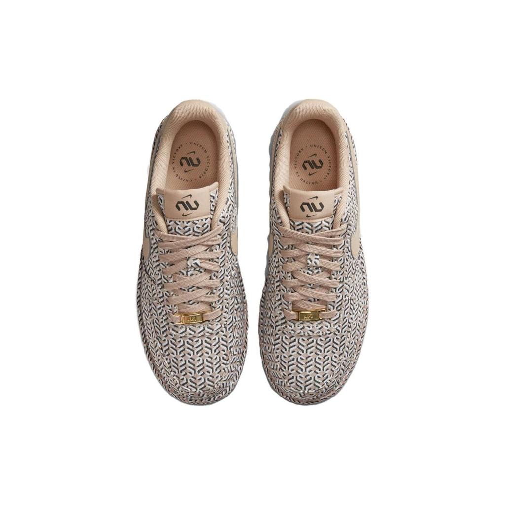 Nike Air Force 1 LX מאוחדים בניצחון - נעלי סניקרס לנשים מקנבוס בצבע חום-שחור-לבן פסגה DZ2789-200