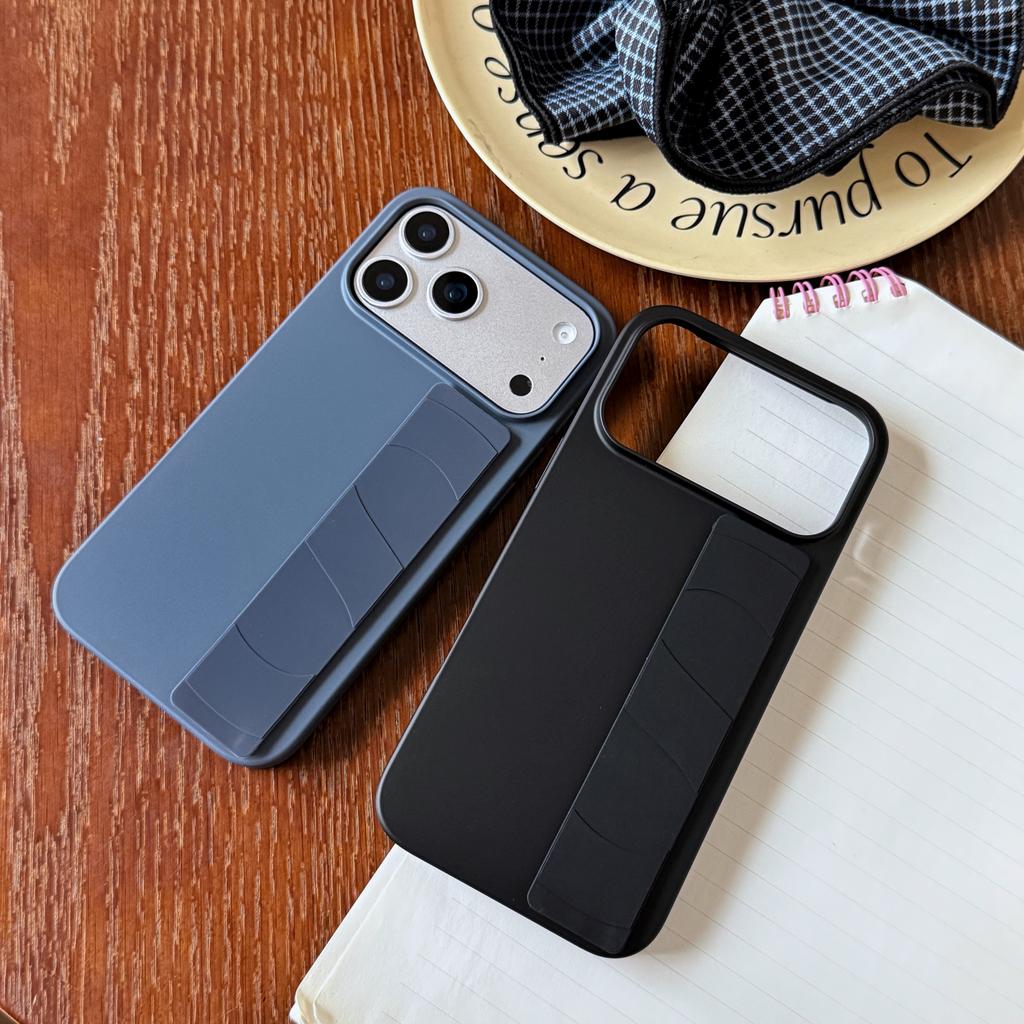 Luxury Solid Stretch Silicone Wrist Strap Matte Case For iphone 17 16 12 13 14 15 Pro Max Plus Air Shockproof Hard Back Cover