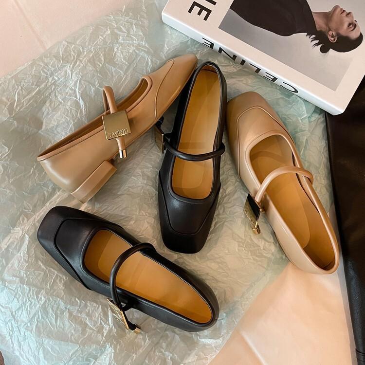 Main promotion~ Xiao Miao square head flat-soled single shoes 2025 first-layer cowhide one-word buckle low-heeled Mary Jane free shipping
