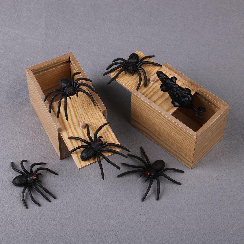 Details about / Spider in a Box Prank Gag Toys Wooden Spoof Joke Gift Halloween Christmas Prop !