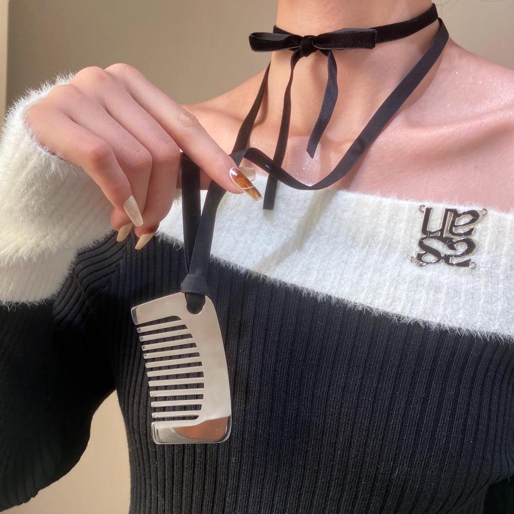 Korean Blogger 2025 Bestseller: Adjustable Black Rope Pendant Necklace - Casual Versatile Fashion Accessory.